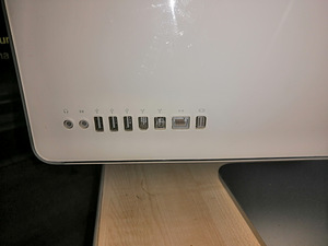 iMac 27 конец 2009 г. (10 фото из 10)