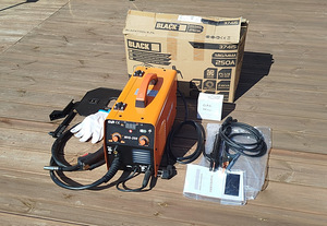 250A keevitusseade MIG/MMA Flux / Gas (3 foto / 5)