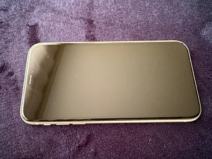 iPhone XR, White, 128GB (3 foto / 5)
