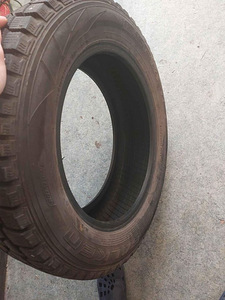 Falken Espia Ice 215/60 R17 4Tk (6 foto / 6)
