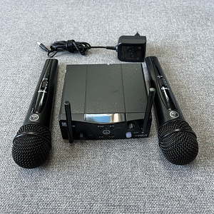 AKG WMS 40 Mini Dual Vocal juhtmevabad mikrofonid (1 foto / 2)