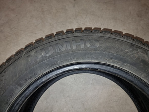 Kumho 205/60R16 (3 foto / 4)