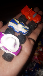 Šokolaadi- ja pudingukujukesed üllatused, multikategelased (2 foto / 5)