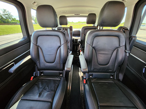 Mercedes-Benz V 250 Avangarde 4 matic 2.1 140kW (7 foto / 14)