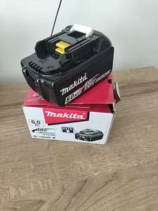 Аккумулятор makita 6ah. (1 фото из 2)