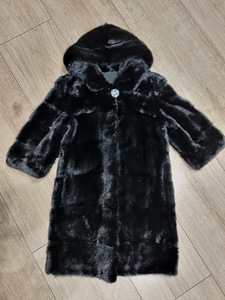 Naaritsa kasukas (2 foto / 3)
