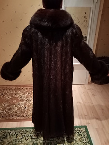 Looduslik naiste kasukas (4 foto / 4)