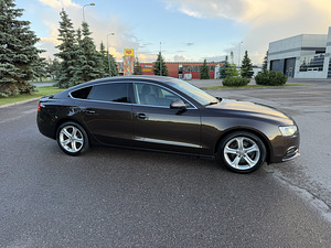 Audi A5 рестайлинг (6 фото из 12)