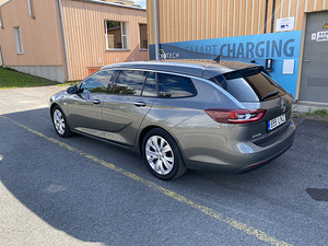 Opel Insignia (4 foto / 13)