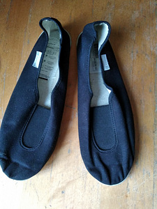 Новые тенниски р.39 (1 фото из 1)