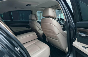 BMW 740d F01 (9 foto / 9)