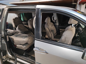 Peugeot 807 Premium pack 2.0 HDI 120kW 7 kohta (7 foto / 13)
