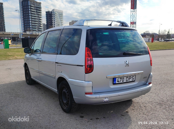 Peugeot 807 Premium pack 2.0 HDI 120kW 7 kohta (foto #2)
