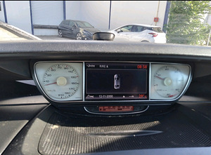 Peugeot 807 Premium pack 2.0 HDI 120kW 7 kohta (10 foto / 12)