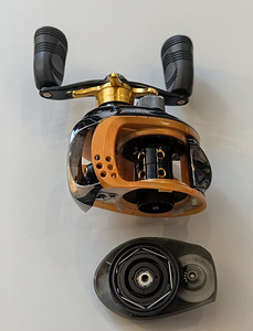 Мультипликаторная катушка Daiwa Aird 100P (4 фото из 4)