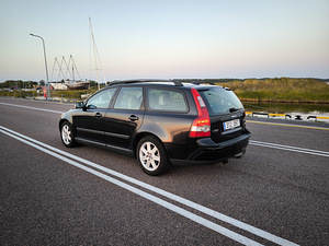 Volvo v50 2.0d 100kw (3 foto / 13)