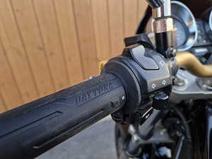Suzuki Alcatraz 56/250 (6 foto / 10)