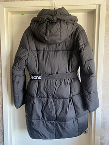 Calvin Klein talvejope L suurus (2 foto / 5)