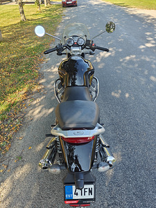 Moto Guzzi Breva 750 (8 foto / 8)