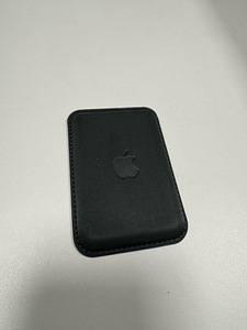 iPhone MagSafe card holder (1 foto / 3)