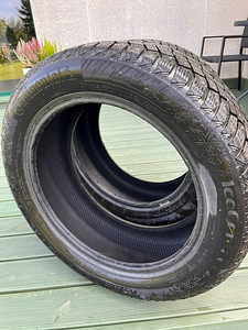 Continental 215/55/R17 T XL, ICE CONTACT2 (2 фото из 5)