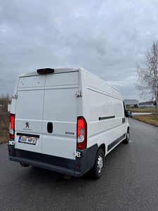 Peugeot Boxer (4 фото из 10)
