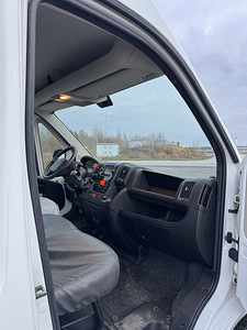 Peugeot Boxer (6 фото из 10)