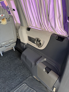 Mercedes Vito / V 230 (5 foto / 7)