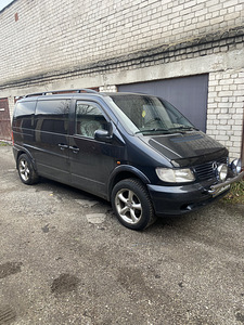 Mercedes-Benz V230 (1 foto / 5)