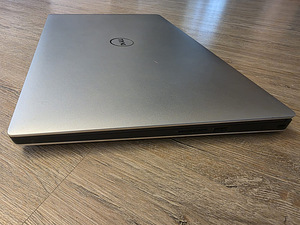 Dell XPS 7590 (3 фото из 6)
