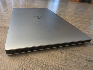 Dell XPS 7590 (4 фото из 6)