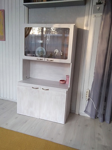 Шкафы, комоды, дерево (9 фото из 9)