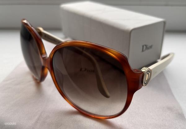 Солнцезащитные очки Christian Dior (фото #1)