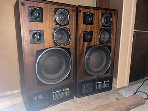 Radiotehnika S90 (3 foto / 3)