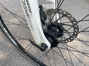 28" Merida Crosway 40 lady (4 foto / 5)