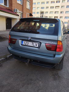 Продам автомобиль (8 фото из 10)
