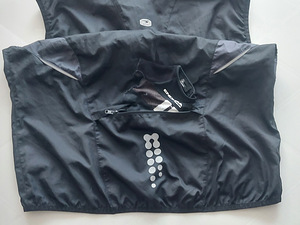 Sugoi Shift Жилет L (4 фото из 6)