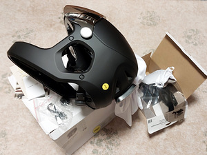 VIRGO Integral MIPS Cycling Helmet M (3 foto / 9)