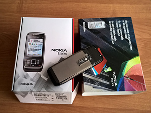 Noki E66, Symbian 9.2, 3,5G. GPS, Wi-Fi (2 foto / 3)
