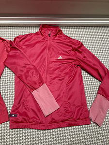 Толстовка adidas s32/34; s38 (4 фото из 6)