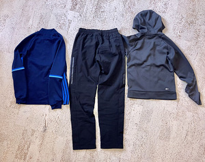 Adidas dressid s140 (5 foto / 5)