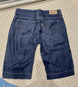 Zara, Levis lühikesed teksad s32/34/36 (8 foto / 8)