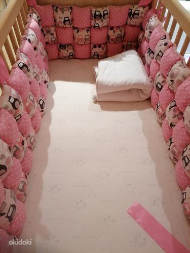 Детская кроватка с матрасом и крафтовой подушкой (фото #2)