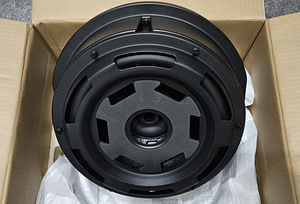 Aktiivsubwoofer JBL BassPro Hub 200W, UUS (3 foto / 6)