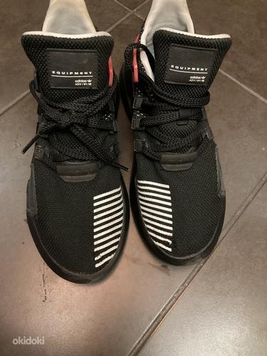 Кроссовки Adidas, 38 2/3 (23,5 см) (фото #1)