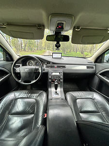 Volvo xc70 2.4 136kw 2008 (5 foto / 7)