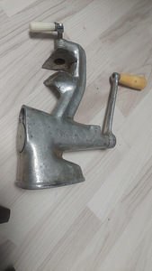 Hakklihamasin, mahlapress, käsitrell (3 foto / 8)