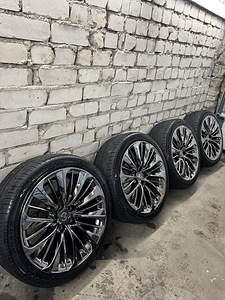 20" 5x120 Lexus 2021a. LS500h оригинальные диски + летняя ре (1 фото из 9)