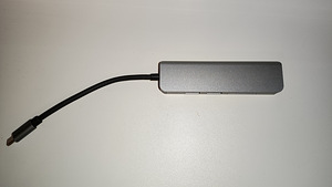 USB C hub Macbook, , SD ,micro SD, 3x USB 3.1 (3 foto / 3)