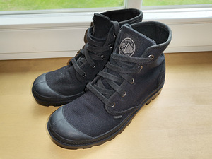 Palladium ketsid, suurus 37 (3 foto / 3)